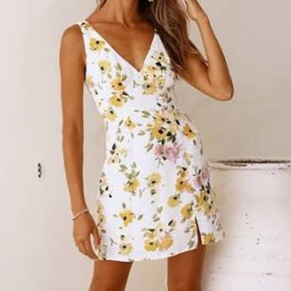 Hello Molly White Multicolor Comfort in the Sun V-Neck Floral Mini Dress Size 6